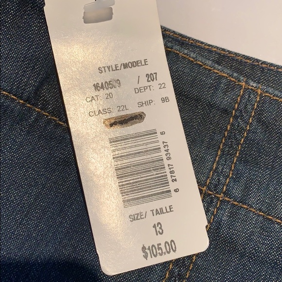 Tommy Hilfiger skirt new with tags - Picture 2 of 4